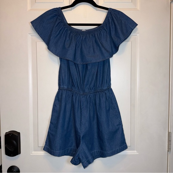 CI SONO Los Angeles Denim Romper Sz Small Off the Shoulder Ruffle Pockets EUC - Picture 2 of 12